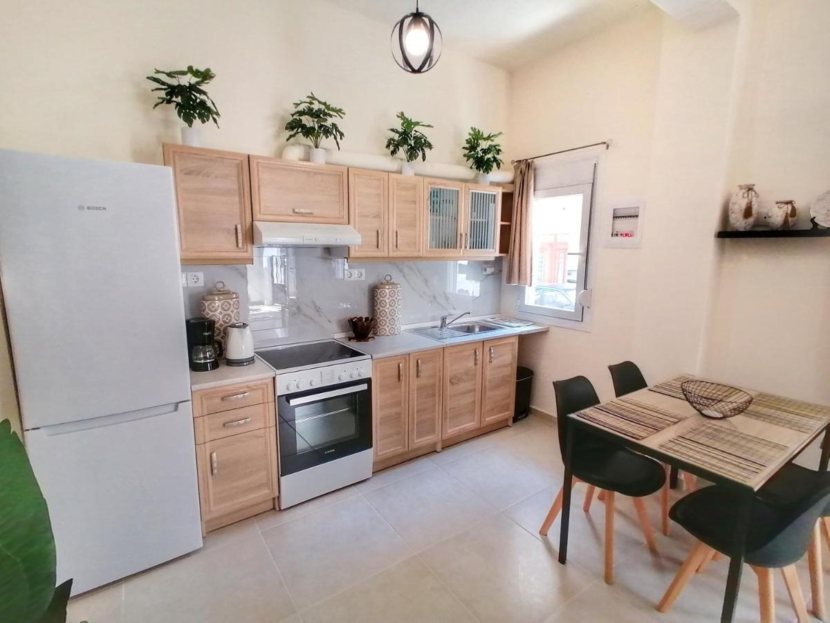 Alex Apartment, Cozy Place In Heraklion Center Extérieur photo